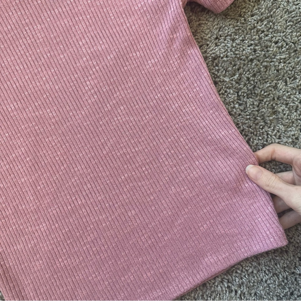 Popular Basics Pink Ribbed Short Sleeve Tee - Picture 3 of 4